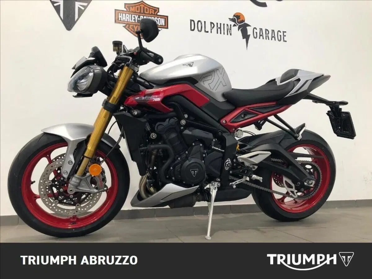 Triumph Street Triple 765 RX (2026) (6)