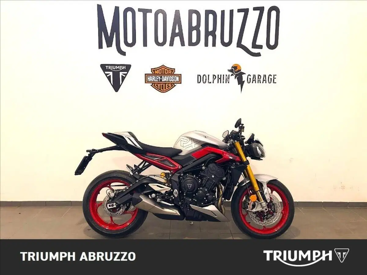 Triumph Street Triple 765 RX (2026) (10)