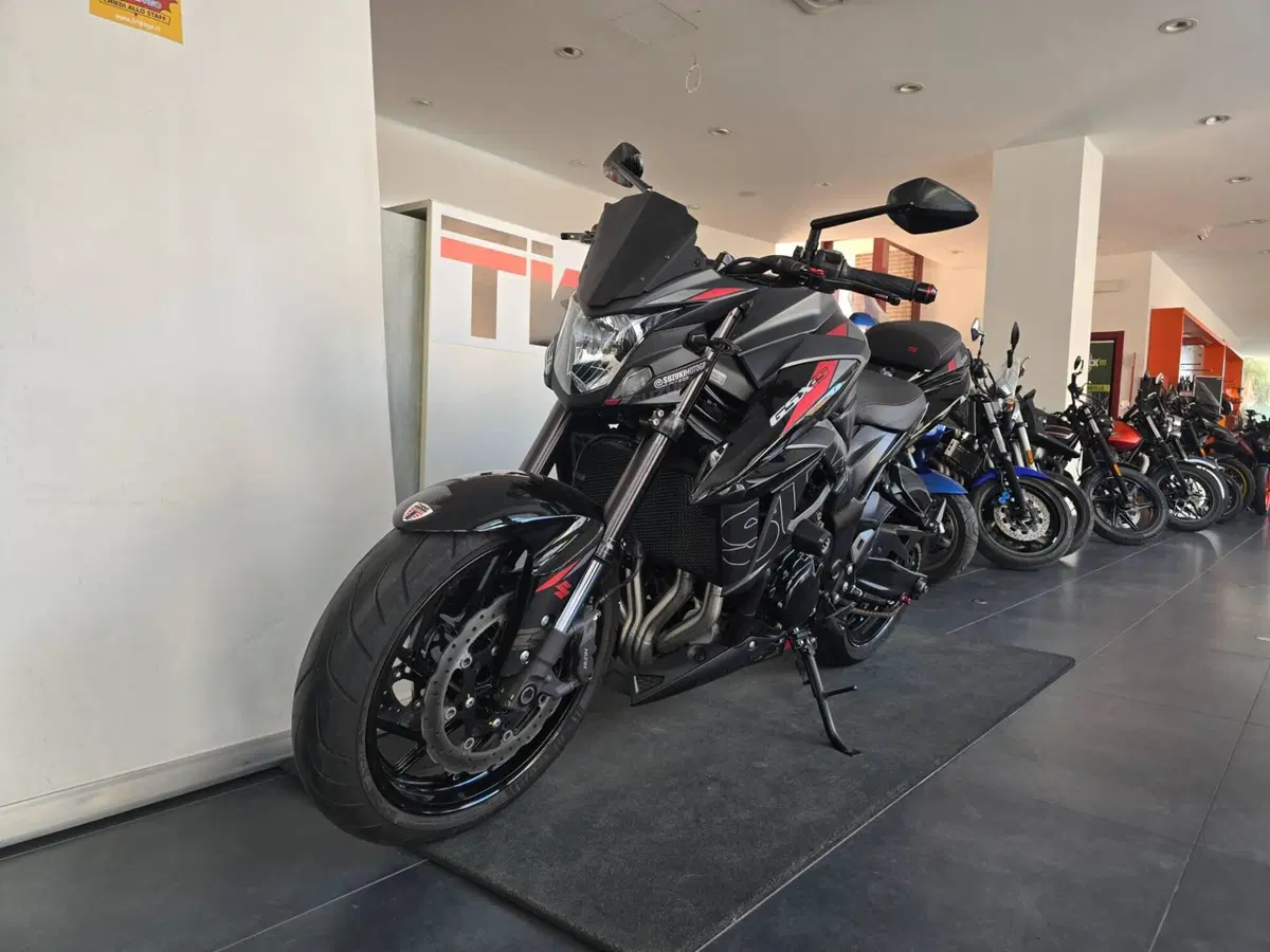 Suzuki GSX S 750 ABS (2017 - 20) (4)