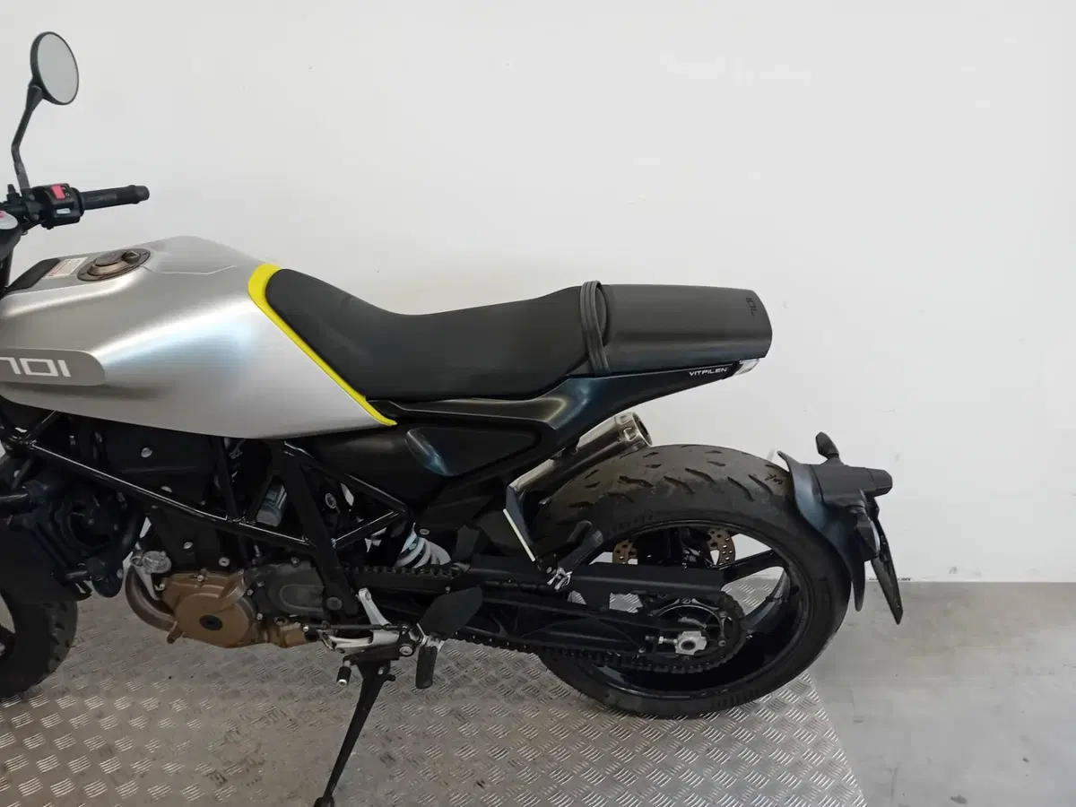 Husqvarna Vitpilen 701 (2018 - 19) (5)