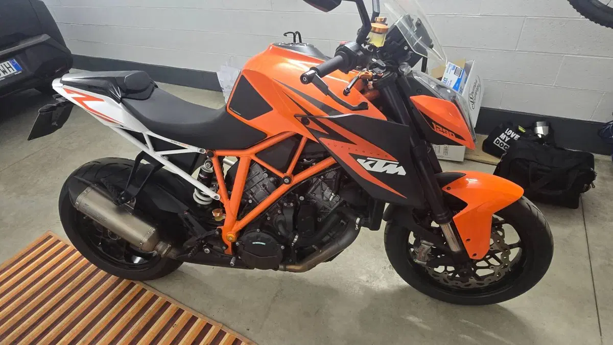 KTM 1290 Super Duke R ABS (2014 - 16) (3)