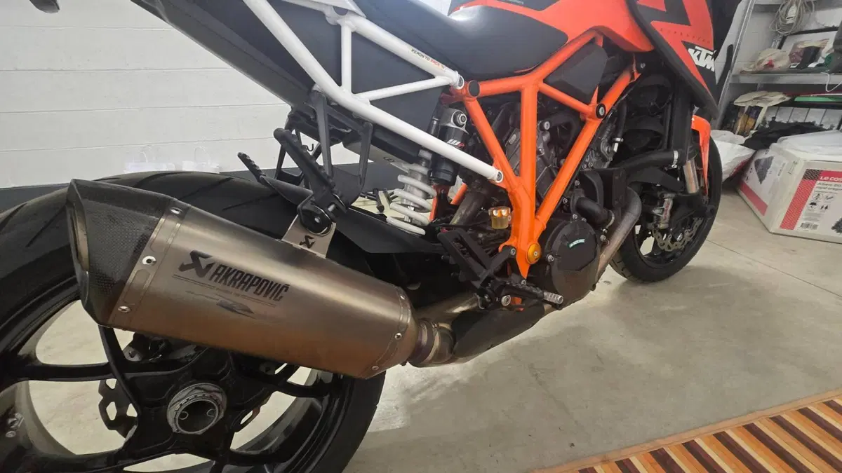 KTM 1290 Super Duke R ABS (2014 - 16) (4)