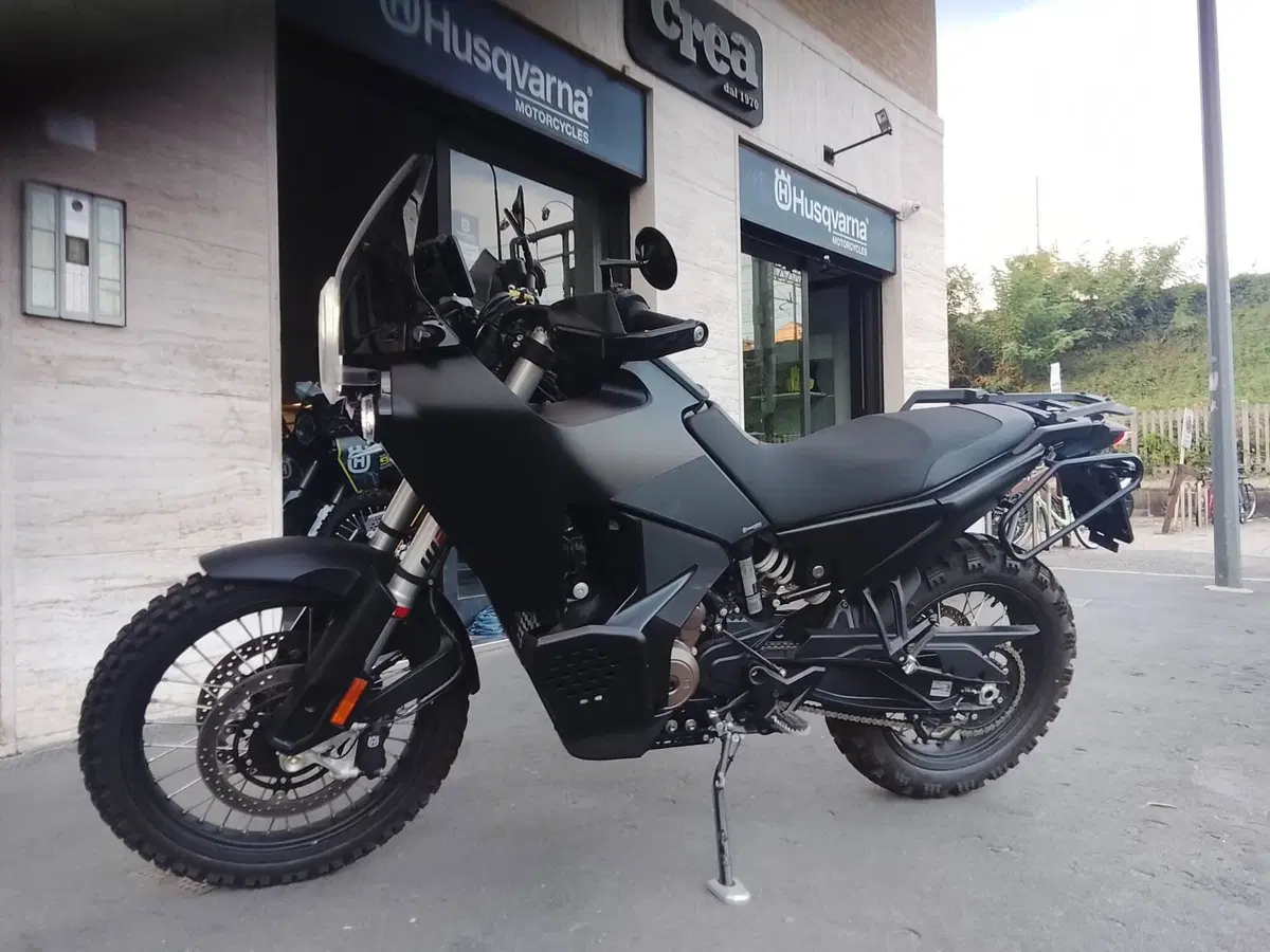 Husqvarna Norden 901 Expedition (2025 - 26) (2)
