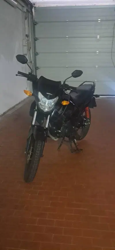 Honda CB 125 F (2021 - 25) usata