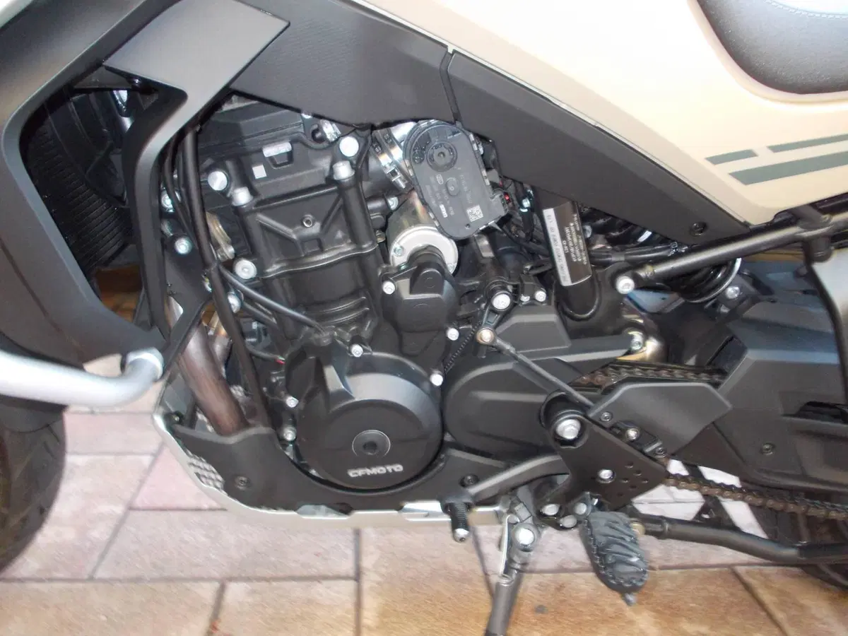 CFMOTO 800MT Limited Edition (2023 - 25) (2)