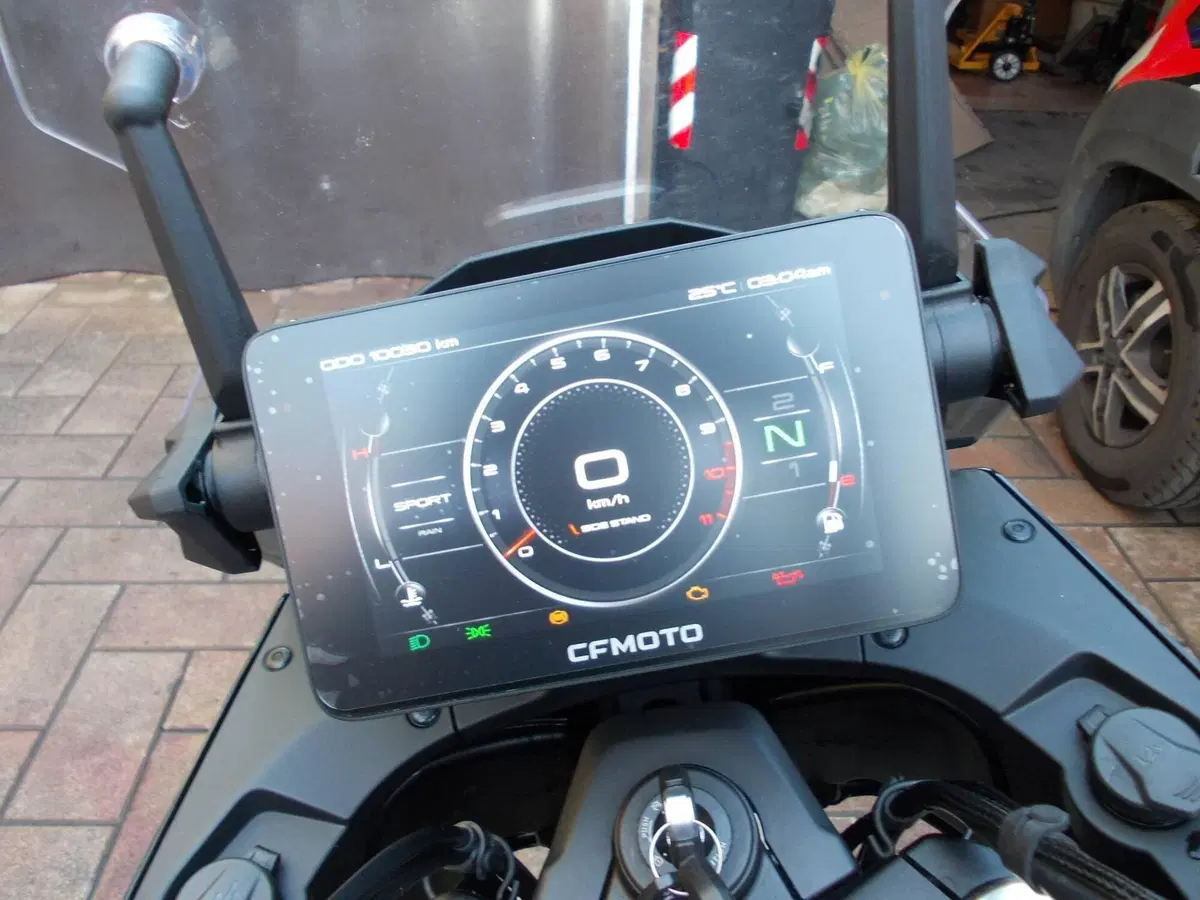 CFMOTO 800MT Limited Edition (2023 - 25) (5)