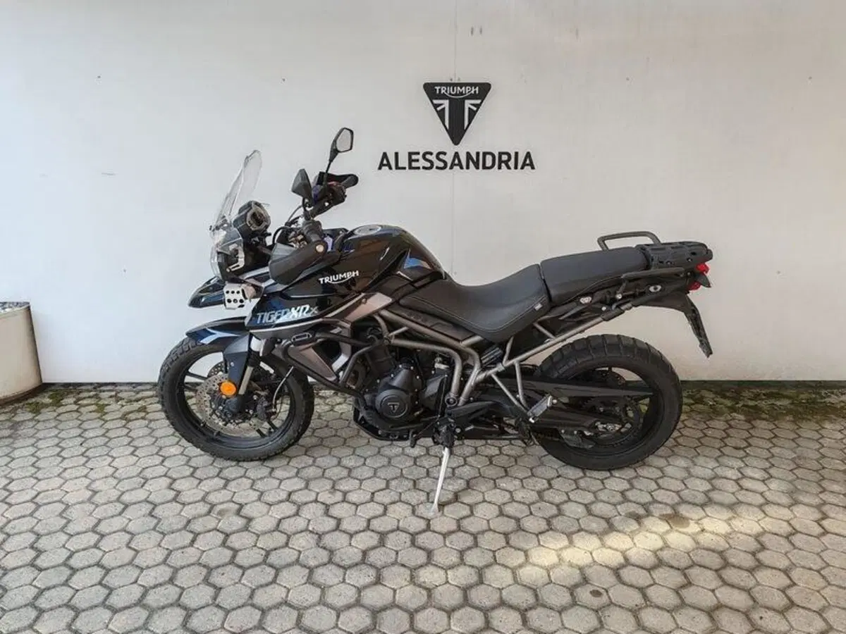 Triumph Tiger 800 XRx (2015 - 17) (3)