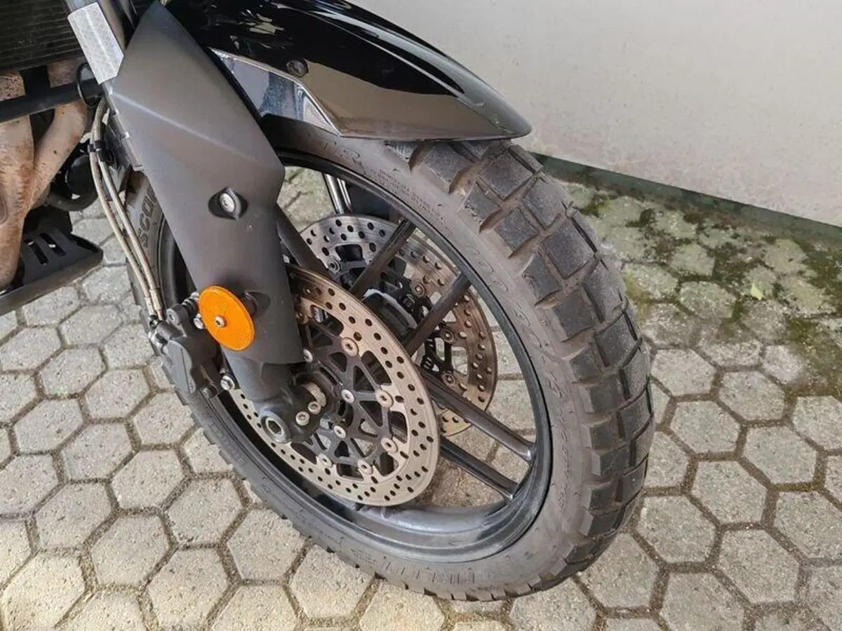Triumph Tiger 800 XRx (2015 - 17) (14)