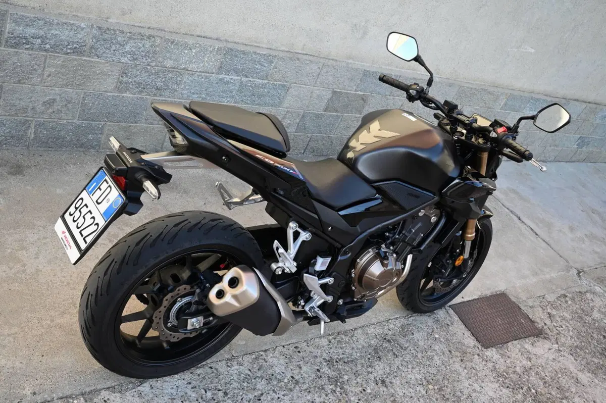 Honda CB 500 F (2022 - 23) (5)