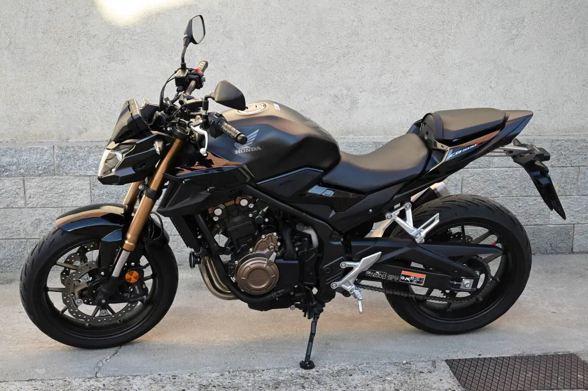 Honda CB 500 F (2022 - 23) (7)