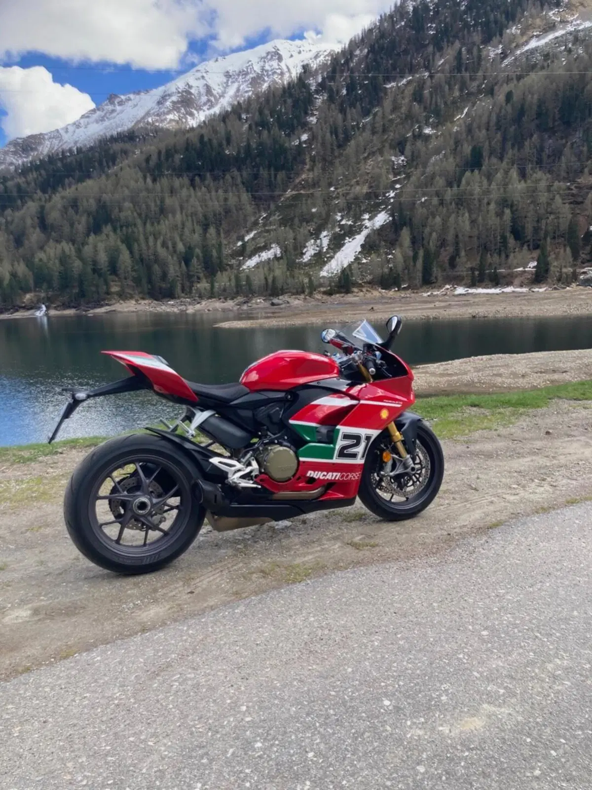 Ducati Panigale V2 Bayliss 1st Championship 20th Anniversary (2021 - 24)