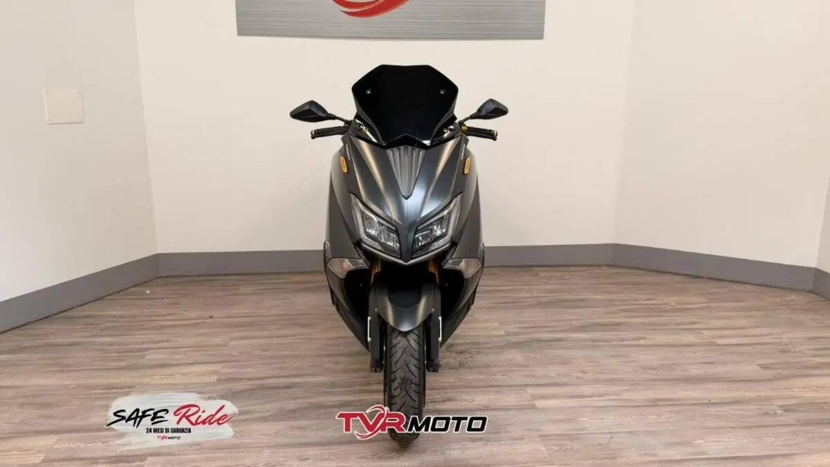 Yamaha T-Max 530 Iron Max (2014 - 17) (3)