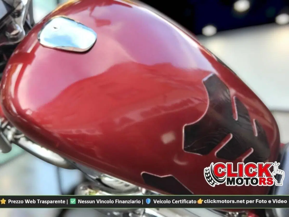 Suzuki VS 600 GLF Intruder (1996 - 98) (9)