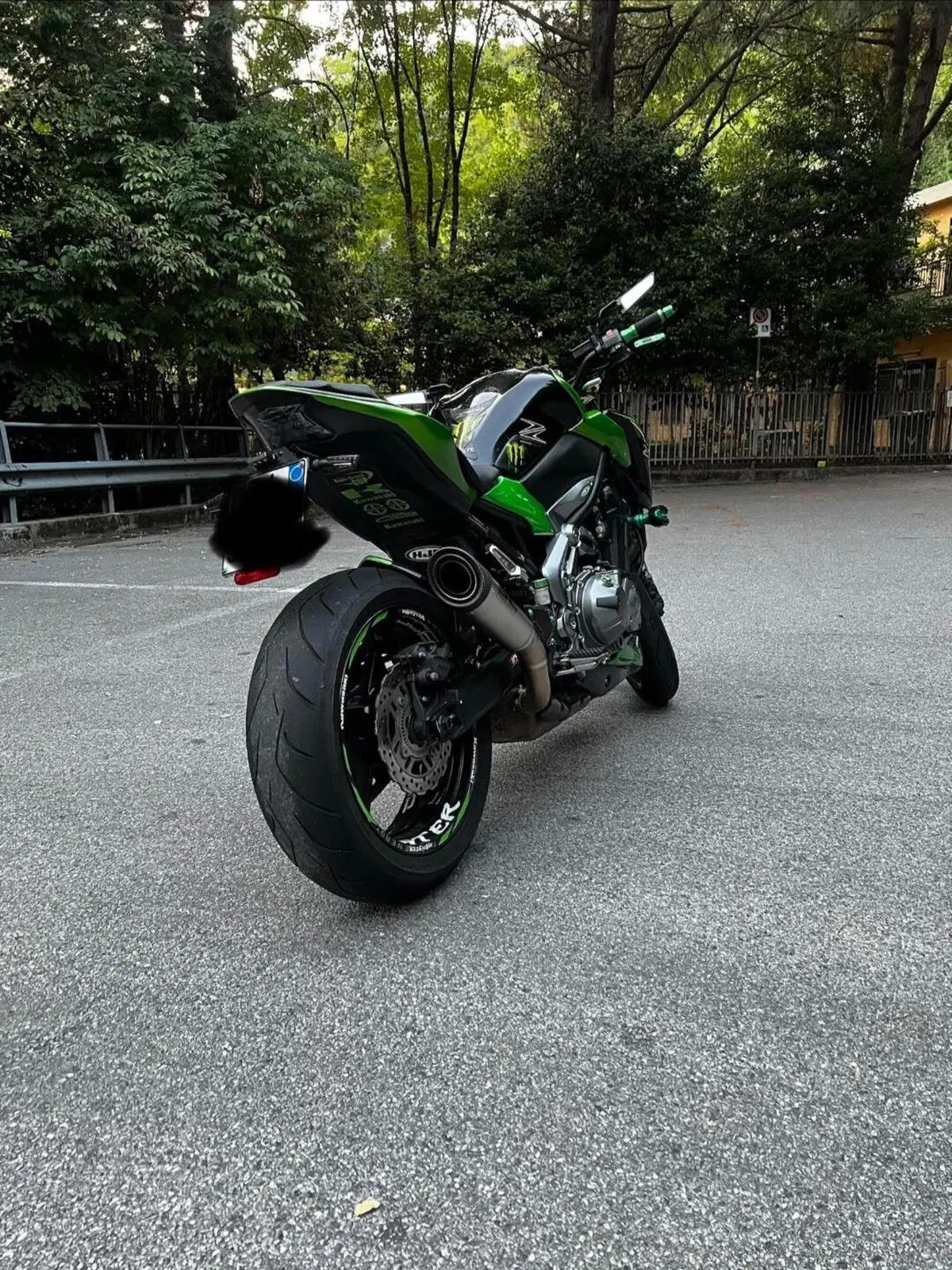 Kawasaki Z 900 (2017 - 18) (2)