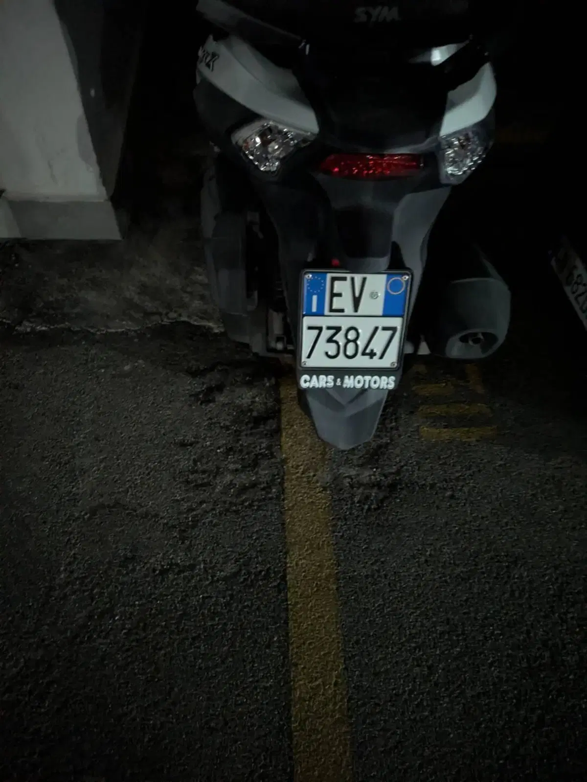 Sym Joymax 300 Z+ (2021 - 24) (2)