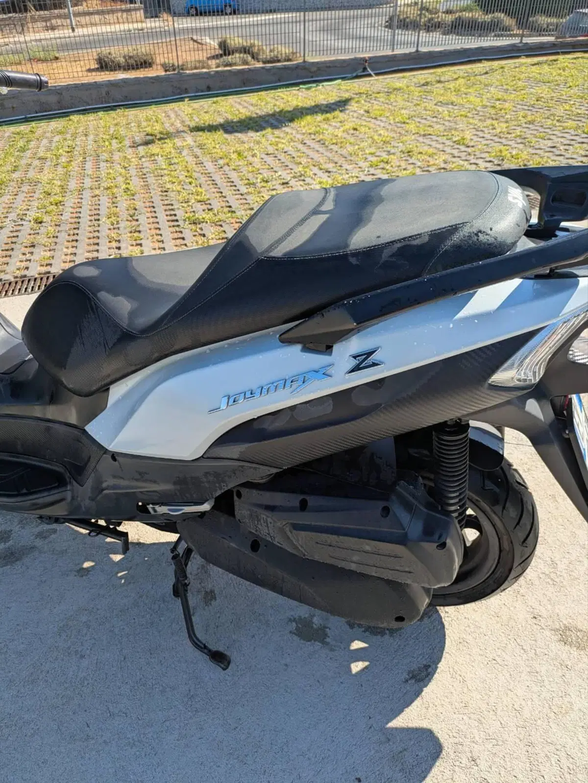 Sym Joymax 300 Z+ (2021 - 24) (10)