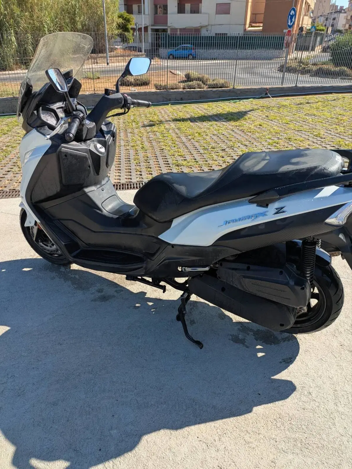 Sym Joymax 300 Z+ (2021 - 24) (14)
