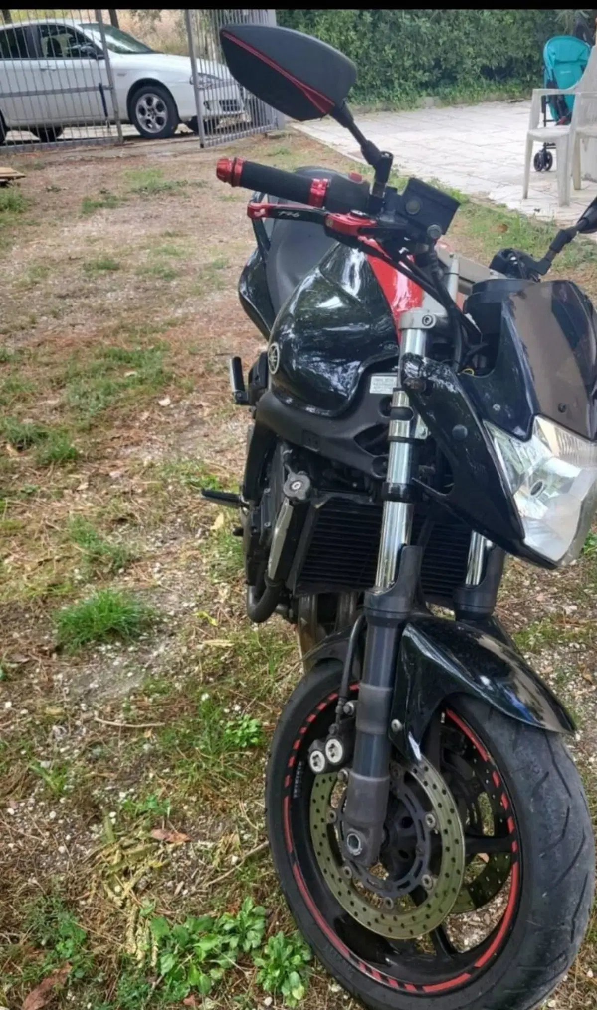 Yamaha FZ 600 (4)
