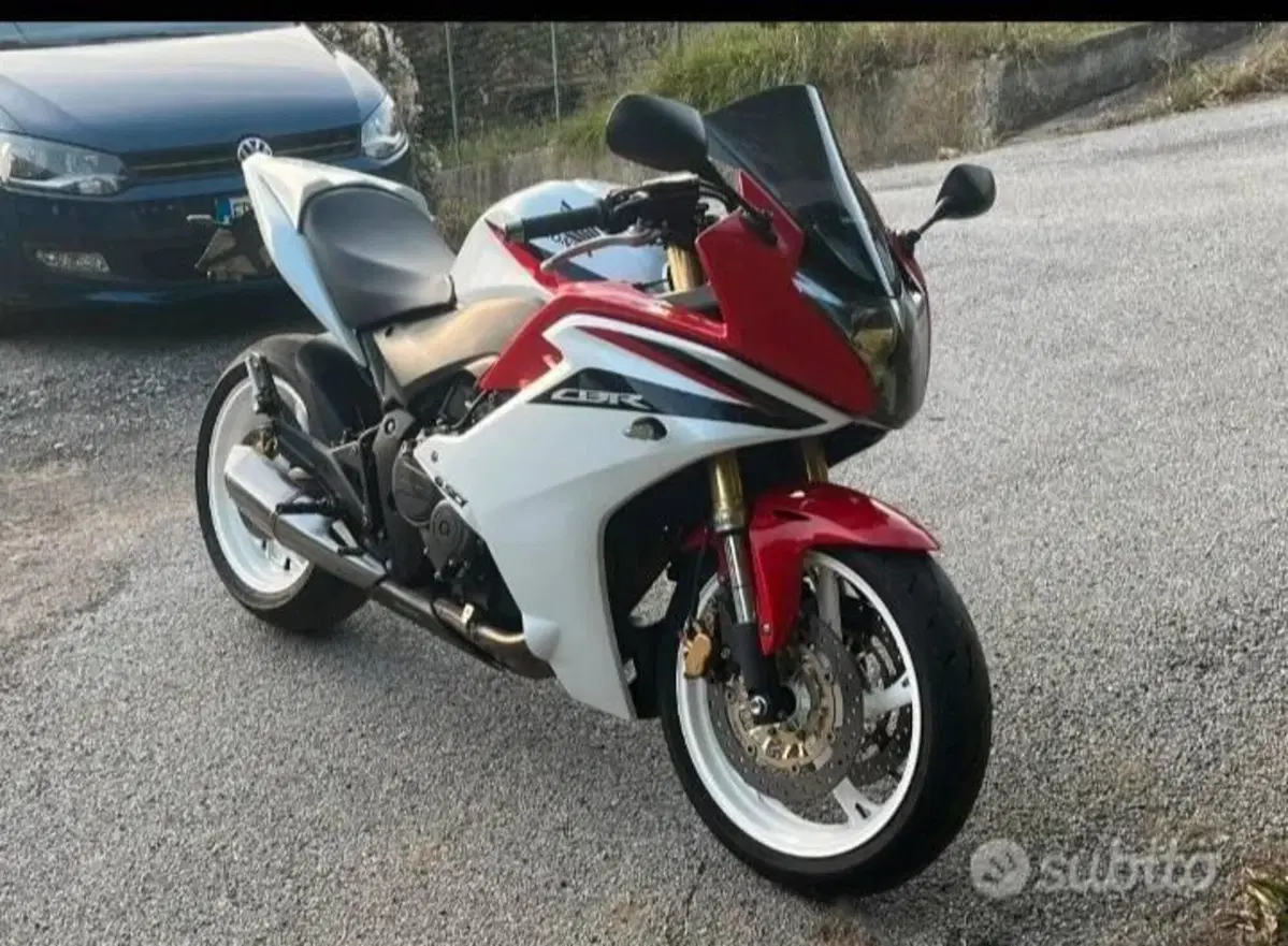 Honda CBR 600 F (2011 - 13) (3)