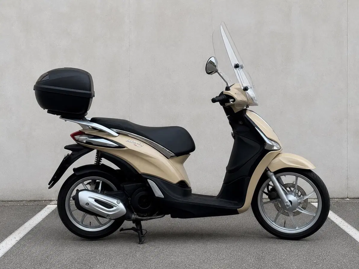 Piaggio Liberty 150 3V S ABS (2020) (2)