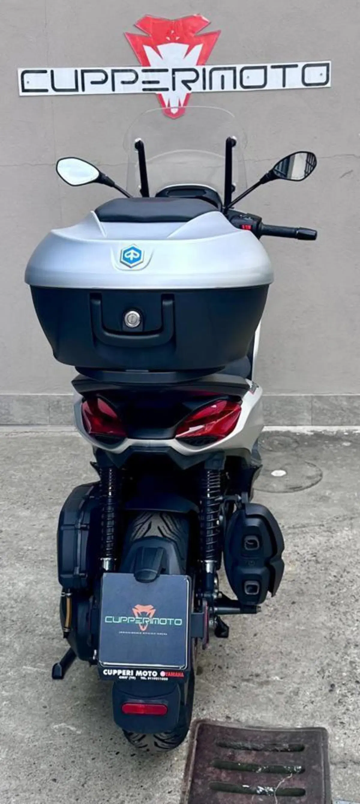 Piaggio Beverly 400 S ABS-ASR (2021 - 24) (2)