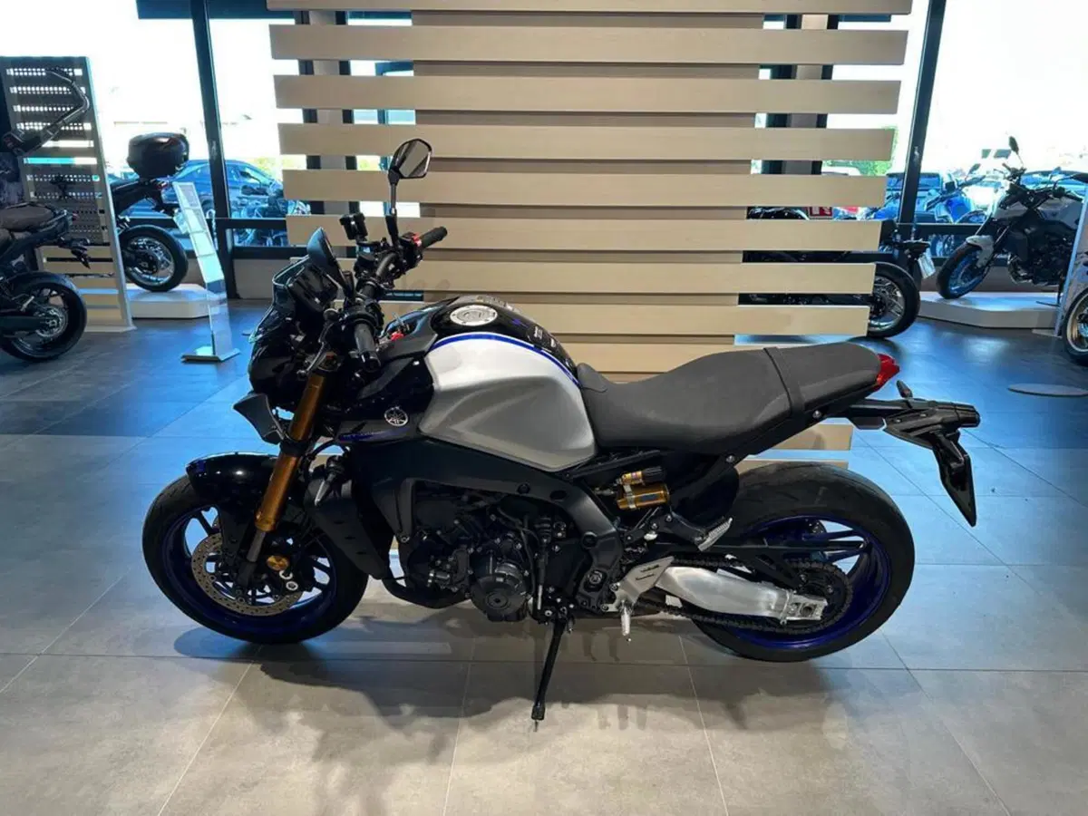 Yamaha MT-09 SP (2021 - 23) (3)