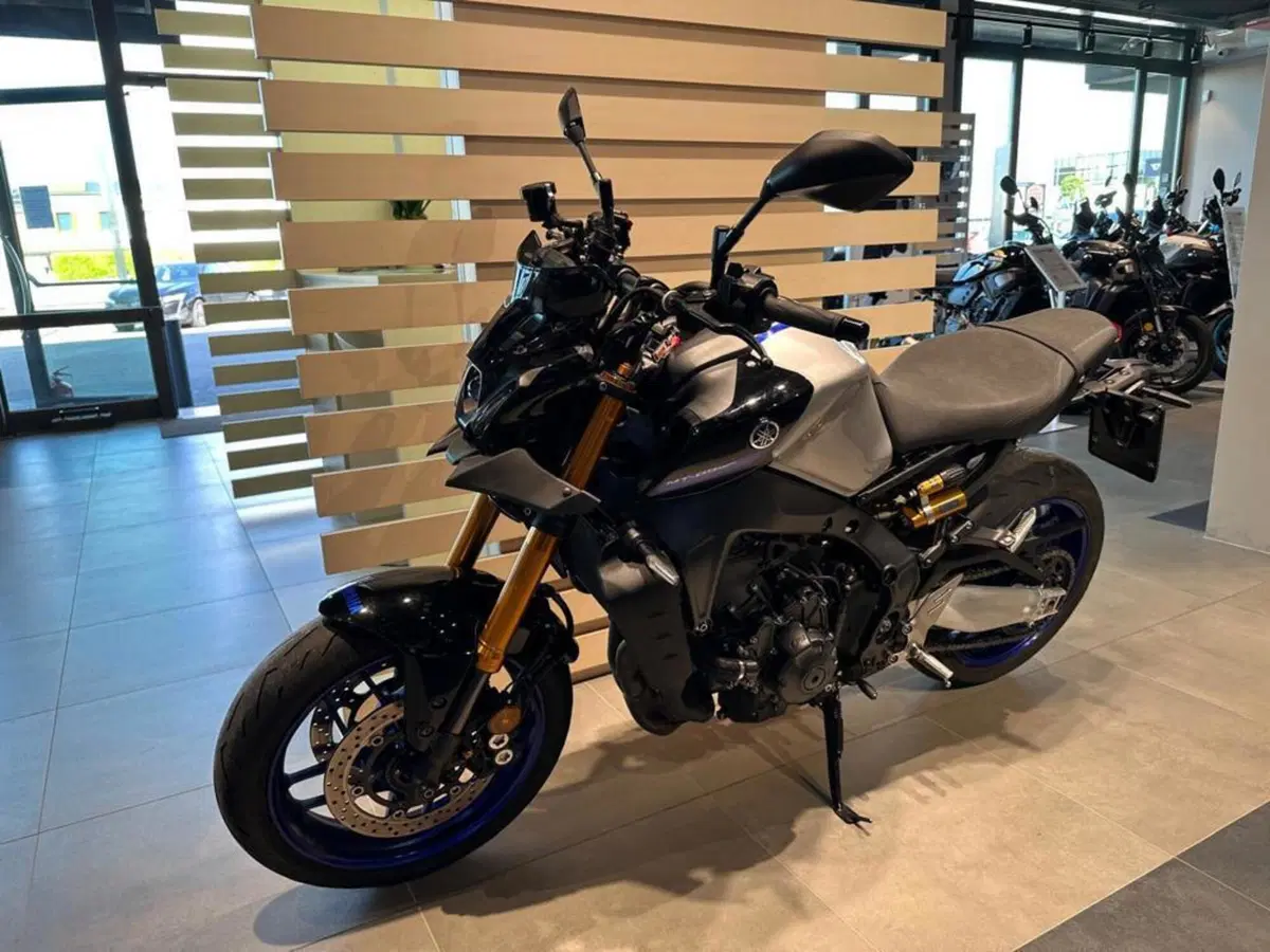 Yamaha MT-09 SP (2021 - 23) (2)