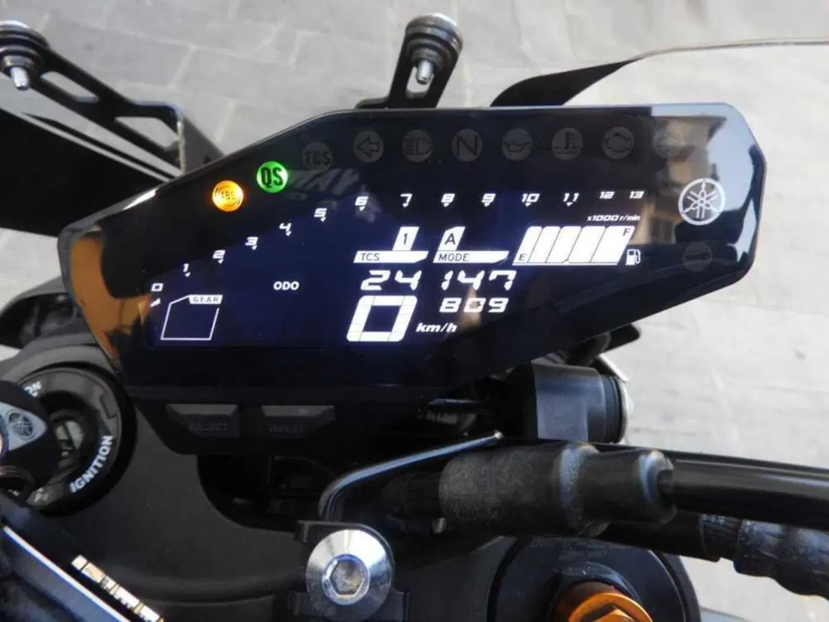 Yamaha MT-09 SP (2018 - 20) (10)