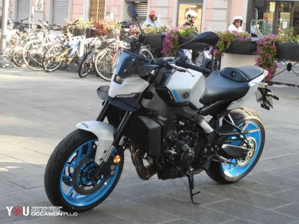 Yamaha MT-09 (2024 - 26) (3)