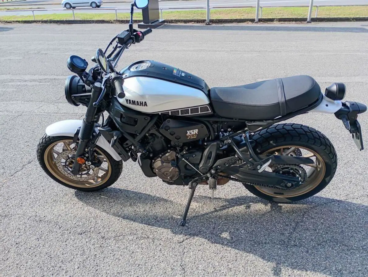 Yamaha XSR 700 Legacy (2023 - 26) (4)