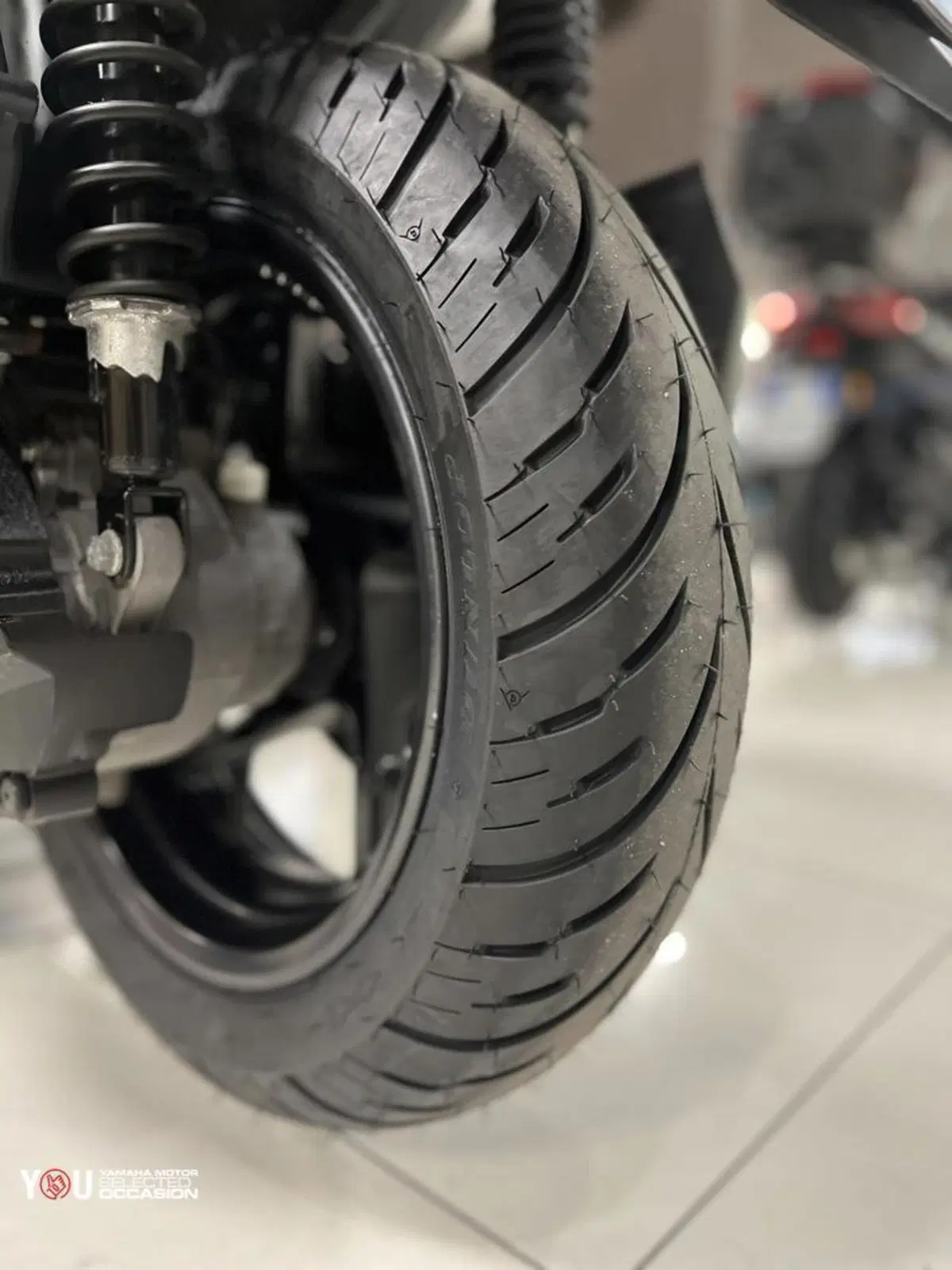 Yamaha X-Max 300 ABS (2017 - 20) (4)