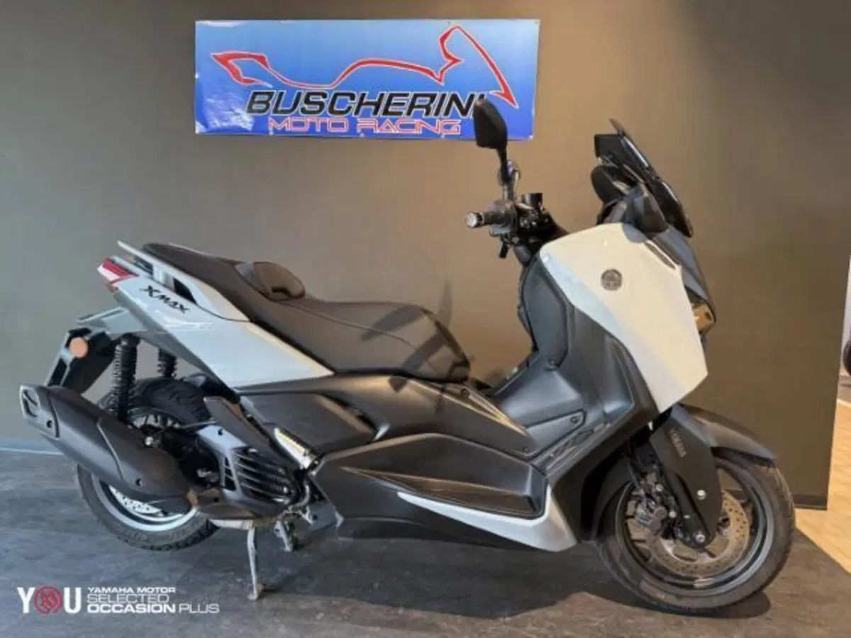 Yamaha X-Max 125 Tech Max (2025 - 26) (11)