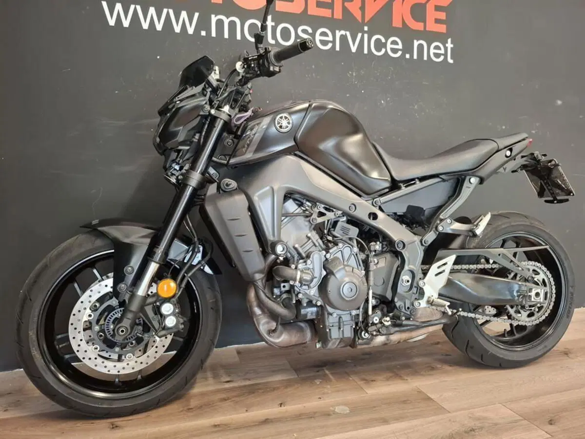 Yamaha MT-09 (2021 - 23) (2)