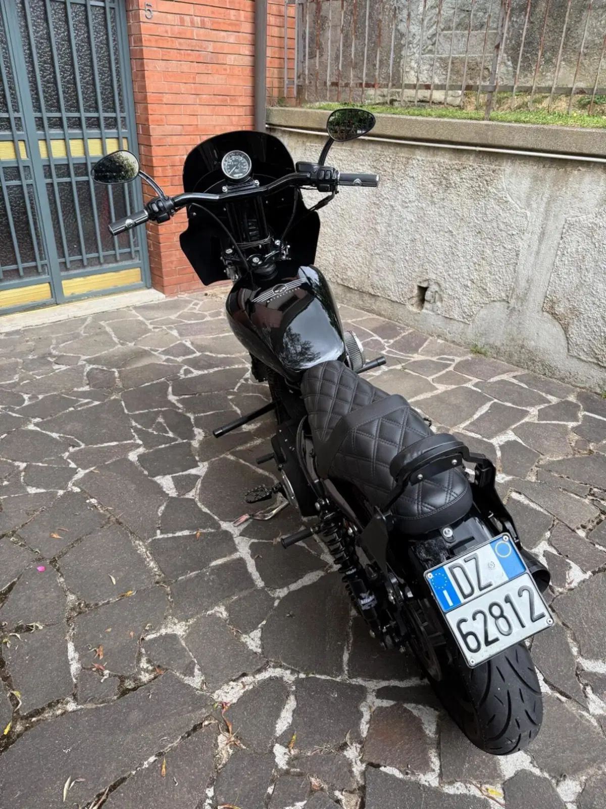 Harley-Davidson 883 Iron (2012 - 14) - XL 883N (3)