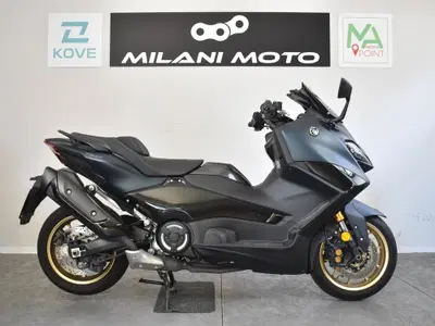 Yamaha T-Max 560 Tech Max (2022 - 24) usata