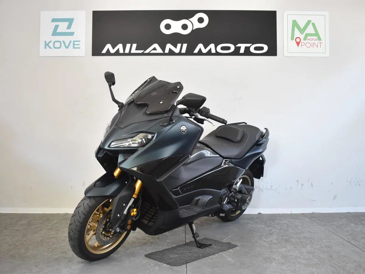 Yamaha T-Max 560 Tech Max (2022 - 24) (3)