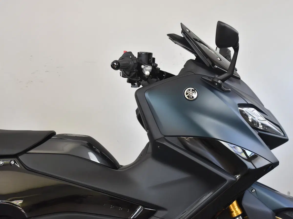 Yamaha T-Max 560 Tech Max (2022 - 24) (7)