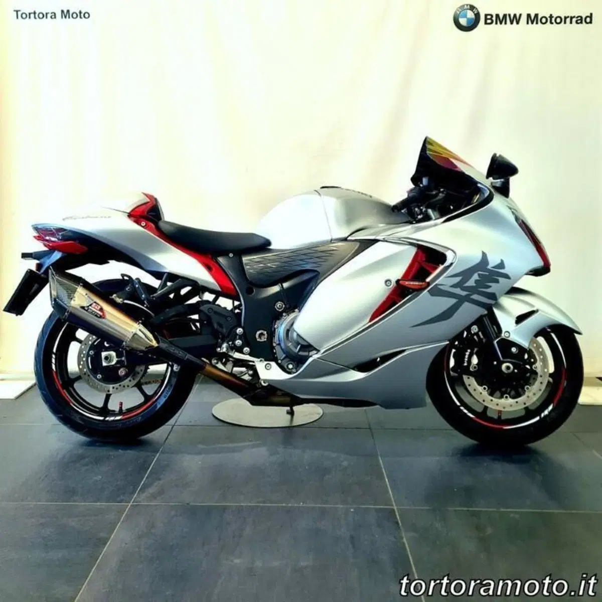 Suzuki GSX 1300 R Hayabusa (2021 - 24) (2)