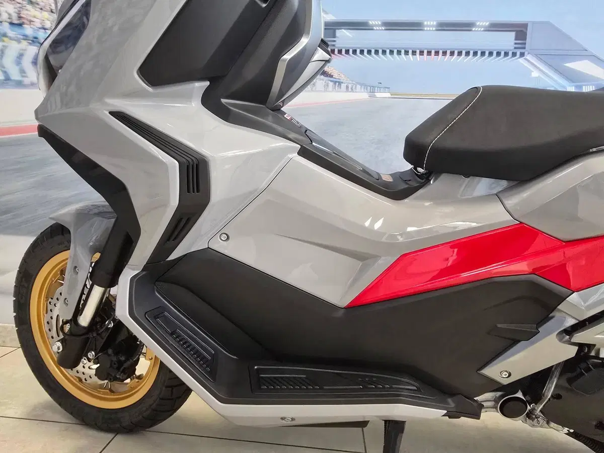 Swm Venturo 125 (2026) (9)