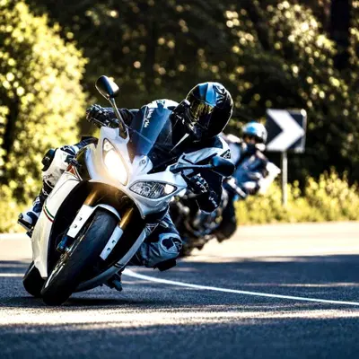 Yamaha FZ8 (2013 - 16) usata
