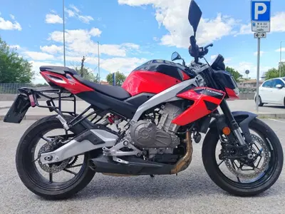 Aprilia Tuono 457 (2025 - 26) usata