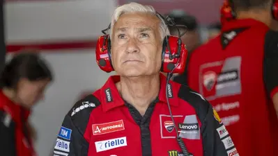 MotoGP 2026. GP di Spagna ad Aragon. Davide Tardozzi torna sulla questione fisica di Marc Marquez: "Sta soffrendo per l&rsquo;incidente dell&rsquo;Indonesia, ancora di pi&ugrave; di quello del 2020"