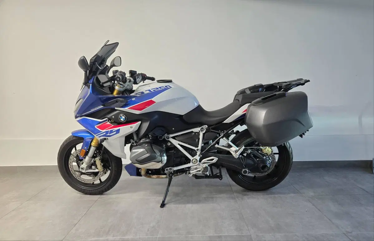 Bmw R 1250 RS (2021 - 25) (2)