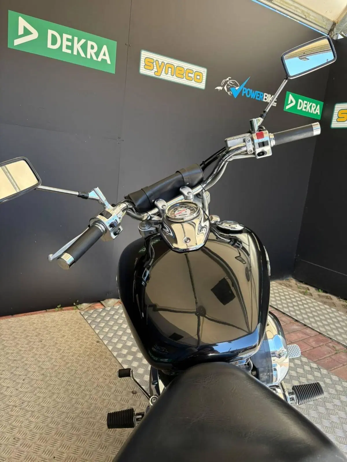 Yamaha XVS 650 Drag Star (1997 - 05) (8)