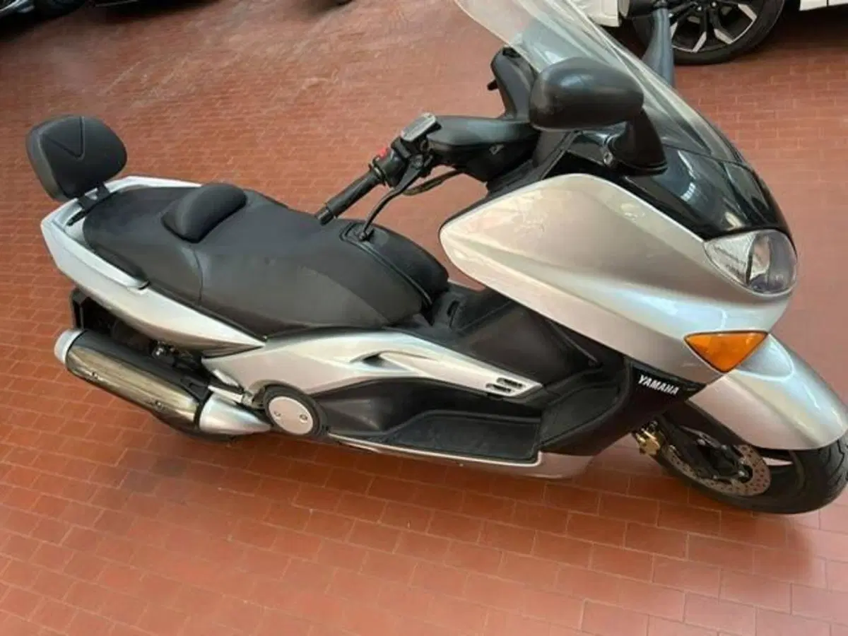 Yamaha T-Max 500 (2004 - 07)