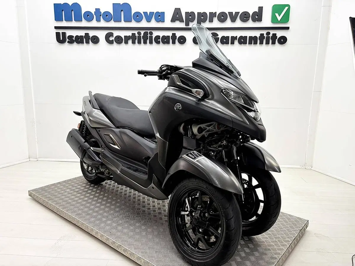 Yamaha Tricity 300 (2021 - 24) (5)