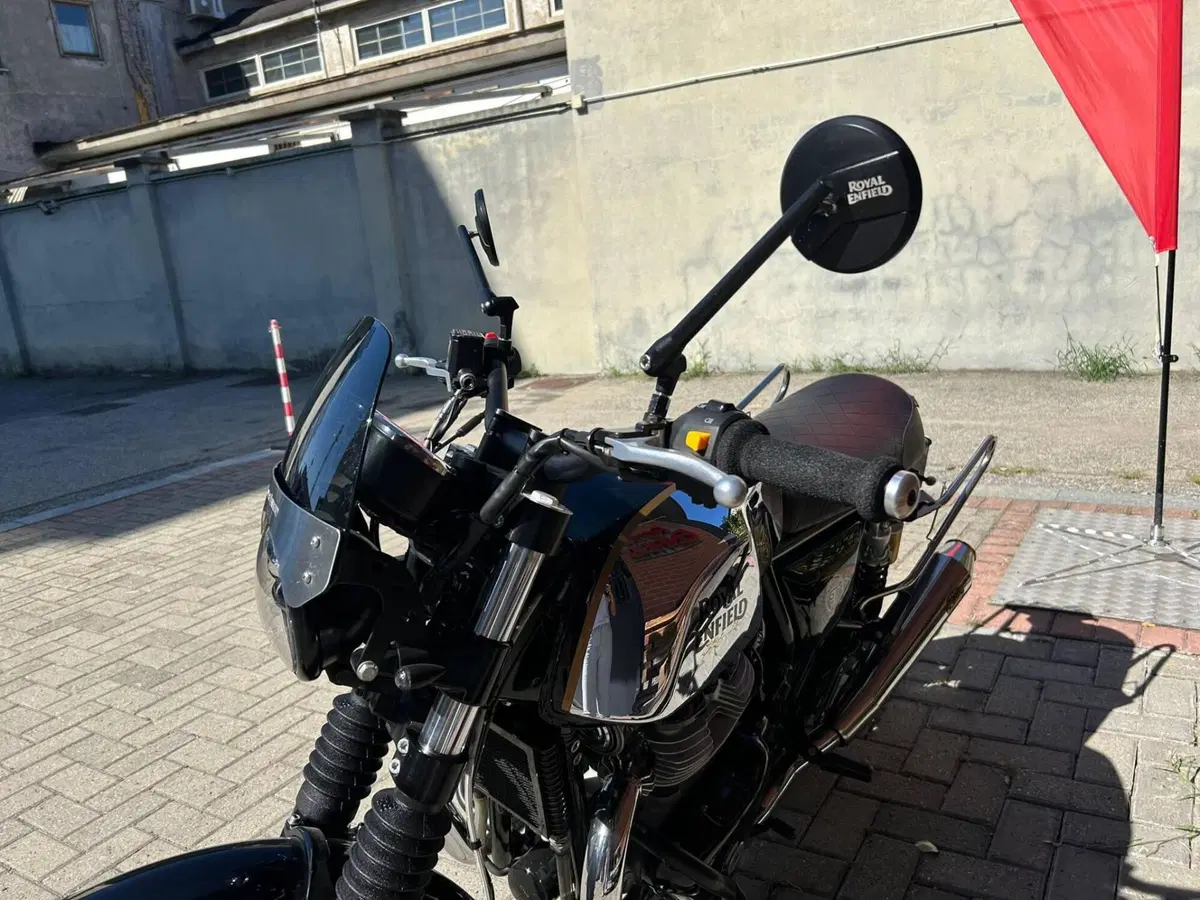 Royal Enfield Continental GT 650 Chrome (2020) (9)