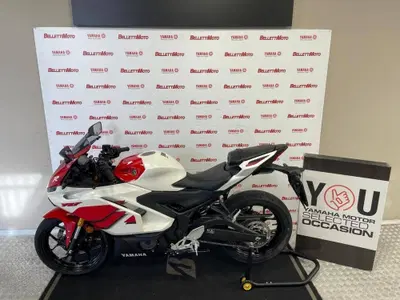 Yamaha YZF R3 70th (2026) usata