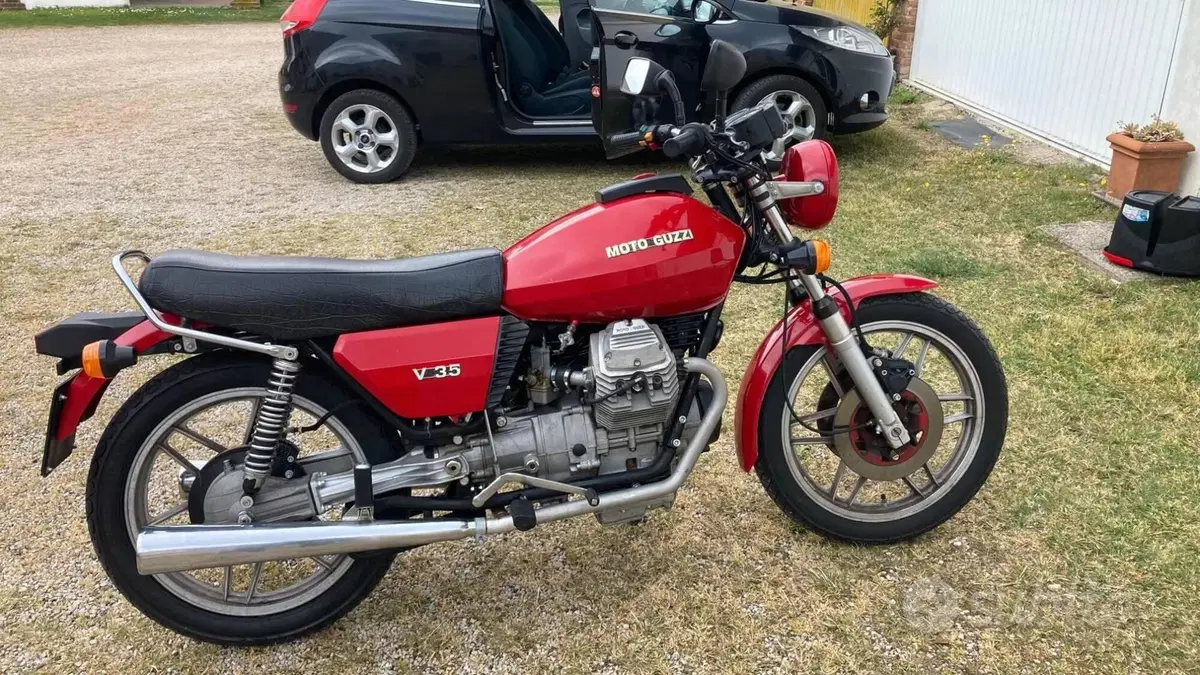 Moto Guzzi v35 (2)