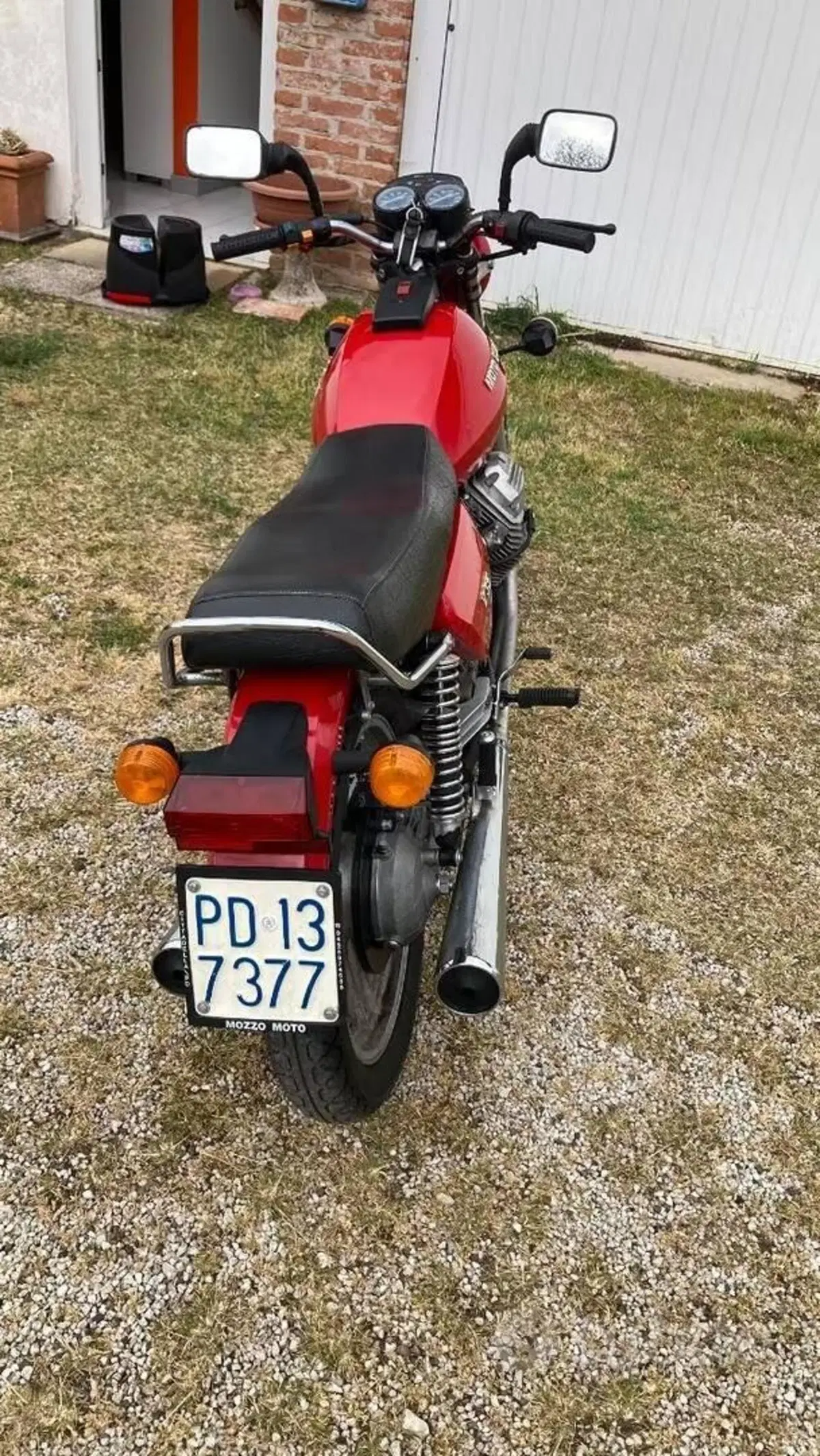 Moto Guzzi v35 (4)